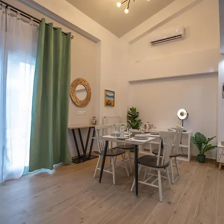 アパート Serenity Lofts 1