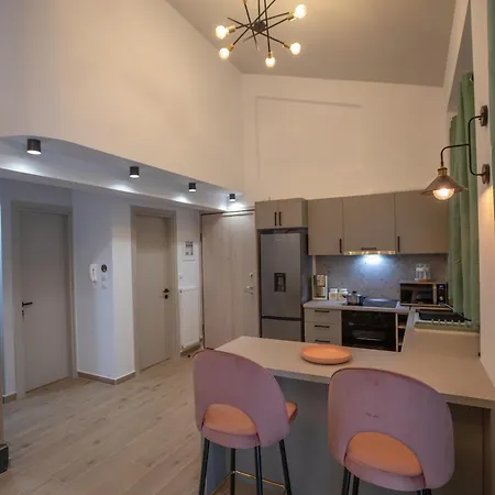 Serenity Lofts 1 * Kardítsa